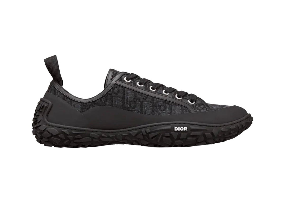 Dior B28 All-Black Oblique Low-Top Sneakers (Clearance Sale)